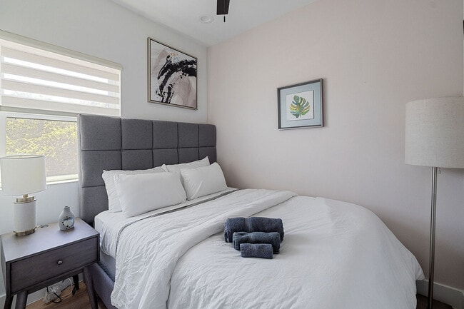 Photo - 824 Sunset Ave Unidad ID1024497P