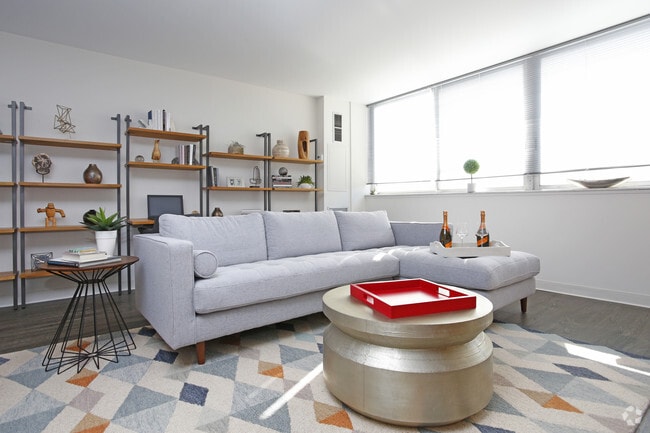 1 BR, 1 BA - living room
