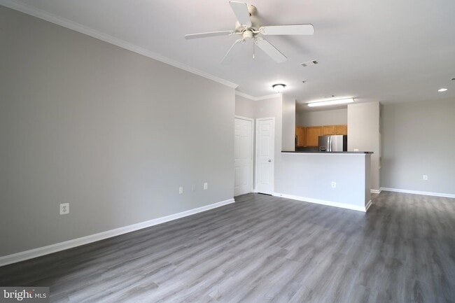 Photo - 5117 Travis Edward Way Unit 5117E