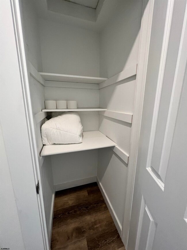 Photo - 17 N New Haven Ave