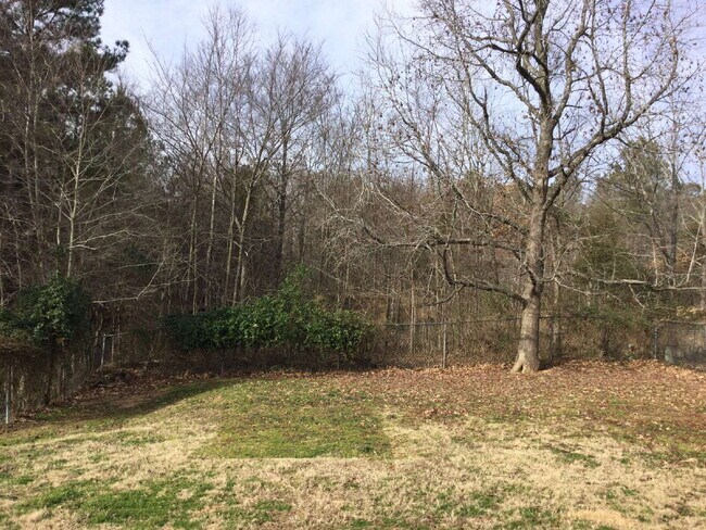 Photo - "Charming 2-Bed Home with Gleaming Hardwood Floors in Prime Jonesboro Location!"