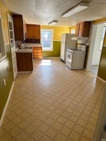 Photo - 520 N Maple St