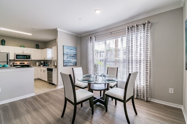 Photo - Seasons at Westchase Apartments