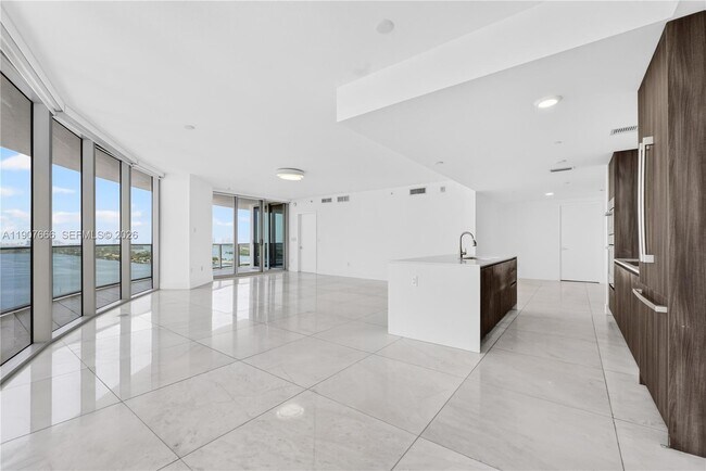 Photo - 488 NE 18th St Unit 1815