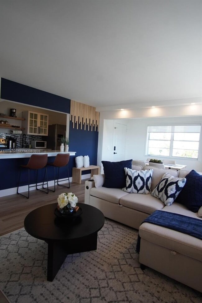 Photo - 7904 West Dr Unidad 501