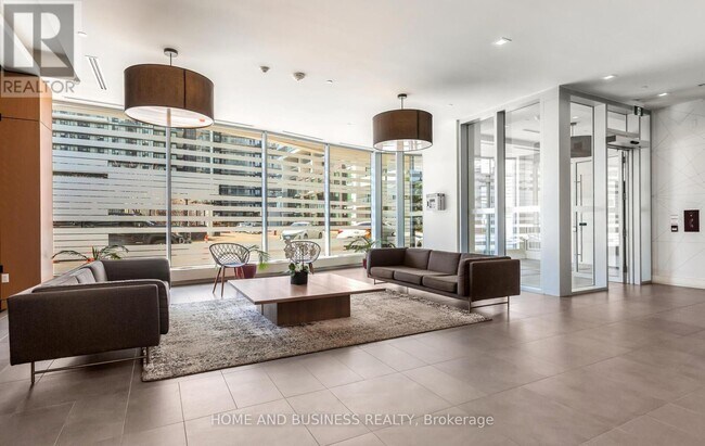 Photo - 2520 Eglinton Ave W Unité 1218