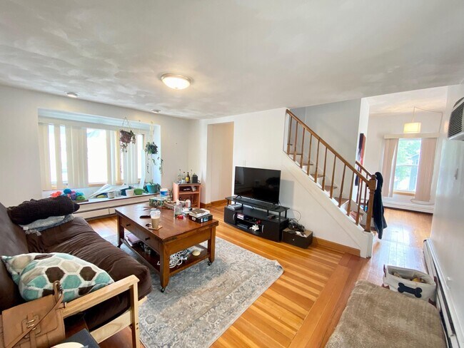 Photo - 417 High St Unidad 2