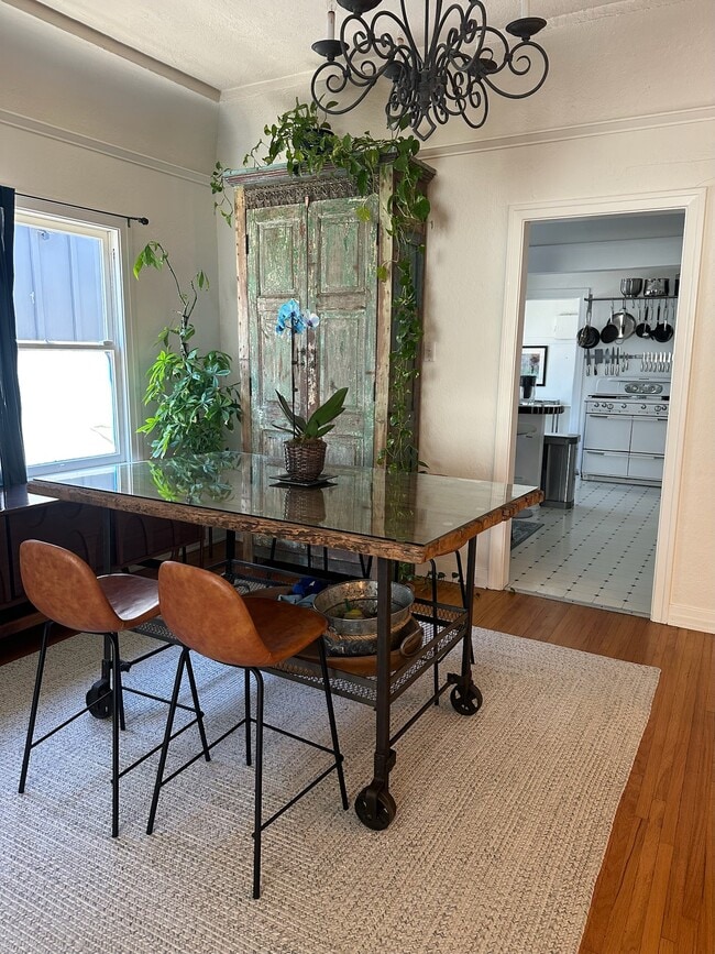 Building Photo - 618 N La Jolla Ave Unit 618 La Jolla Ave Rental