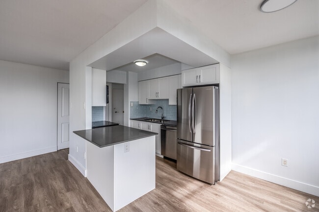 1 chambre, 1 salle de bain - 61 m² - Cuisine - 5815 Yew Street