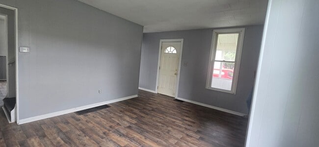 Photo - 461 E Garfield Ave