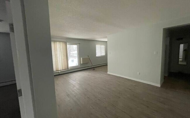 Photo - 1017 Northumberland Ave