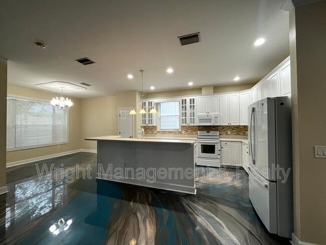 Photo - 1005 Misty Hollow Ln