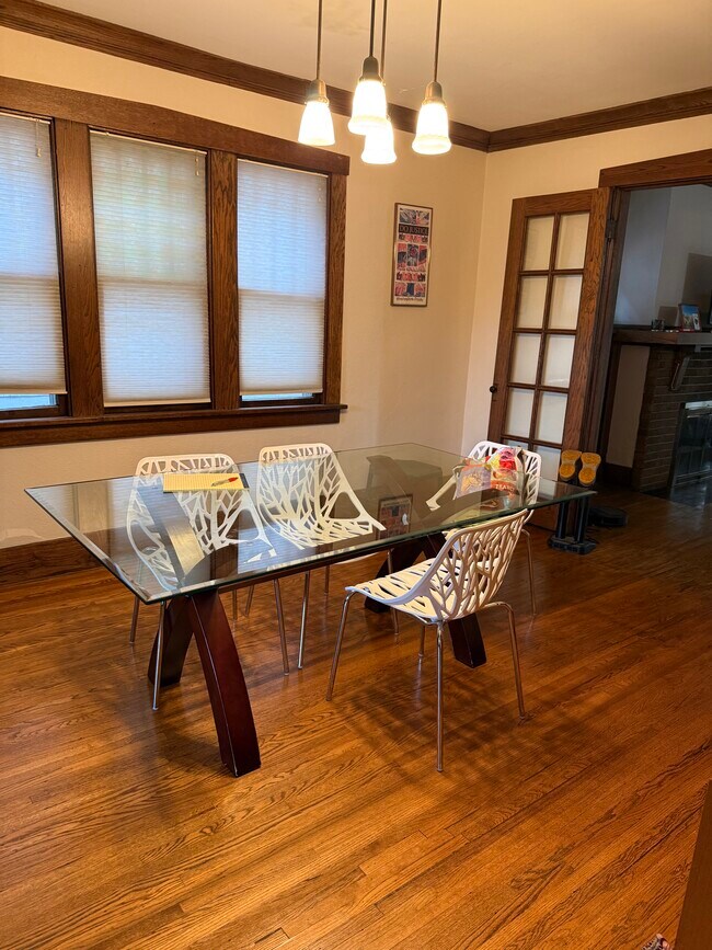 Photo - 924 N Rebecca Pl