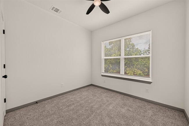 Photo - 8306 Tidwell Rd