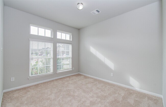 Photo - 24938 Pavarotti Pl