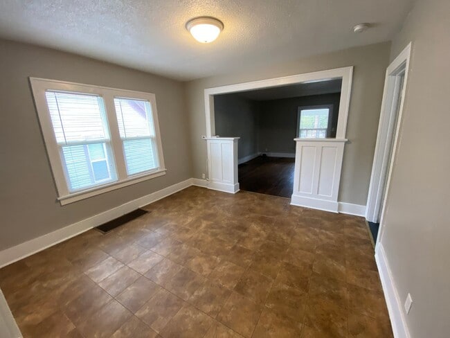 Photo - 998 Butterworth St SW Unit Apt 2