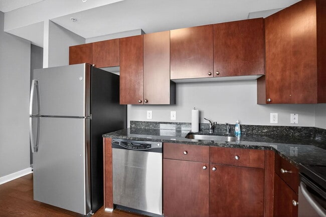 Photo - 155 Potomac Psge Unit 807