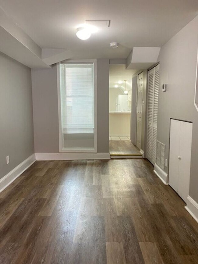 Photo - 2 Bedroom with Rear Yard