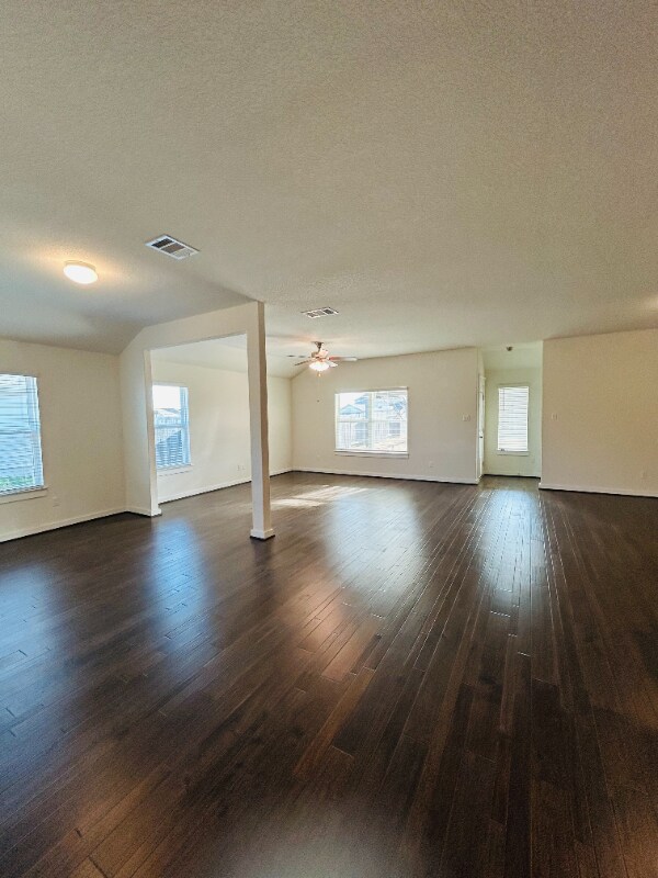 Photo - 741 Carol Dr