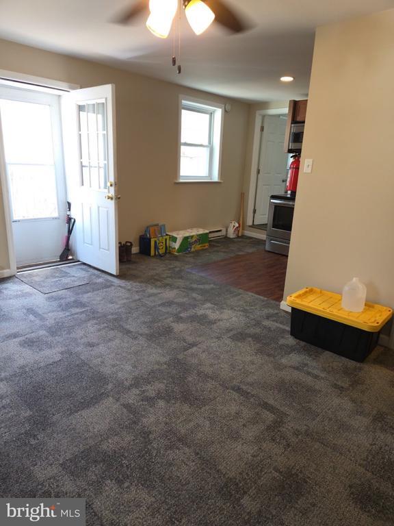Photo - 16 Chicory St