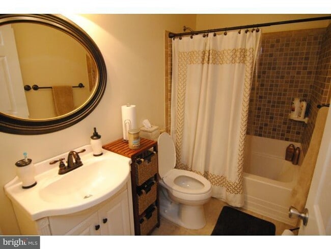 Photo - 606 Meadow Woods Ln Unit 606