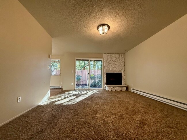 Photo - 3 Bed 2 Bath SW Beaverton Duplex — Available Now!