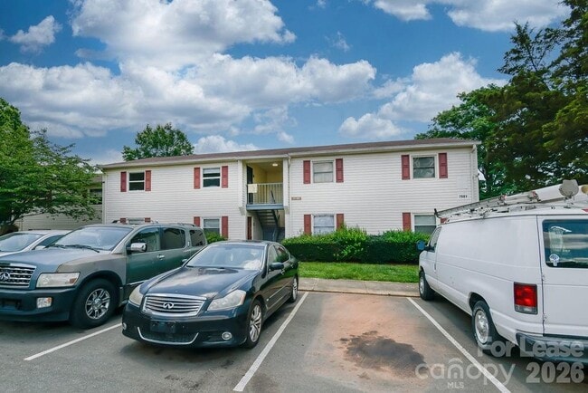Building Photo - 7981 Shady Oak Trail Unit 99
