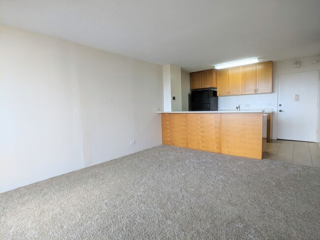 Photo - Convenient Makiki 1-bed, 1-bath, 1 parking recently remodeled, near UH Manoa, Safeway Unidad 403