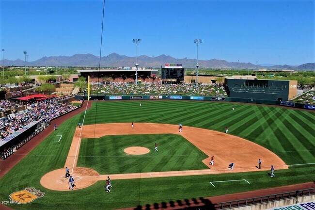 Photo - 3327 E Loma Vista St