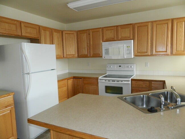 Photo - 423 Nosler St