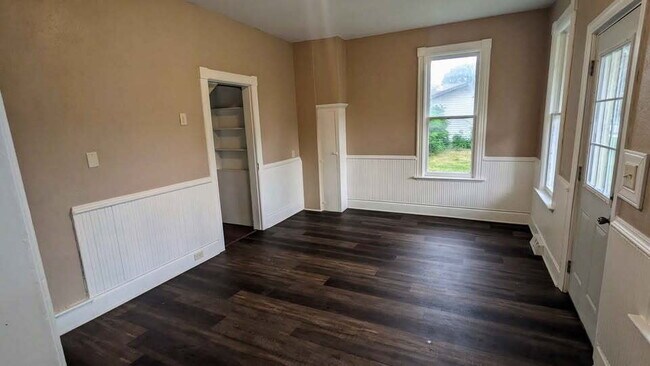 Photo - 704 E Prospect St