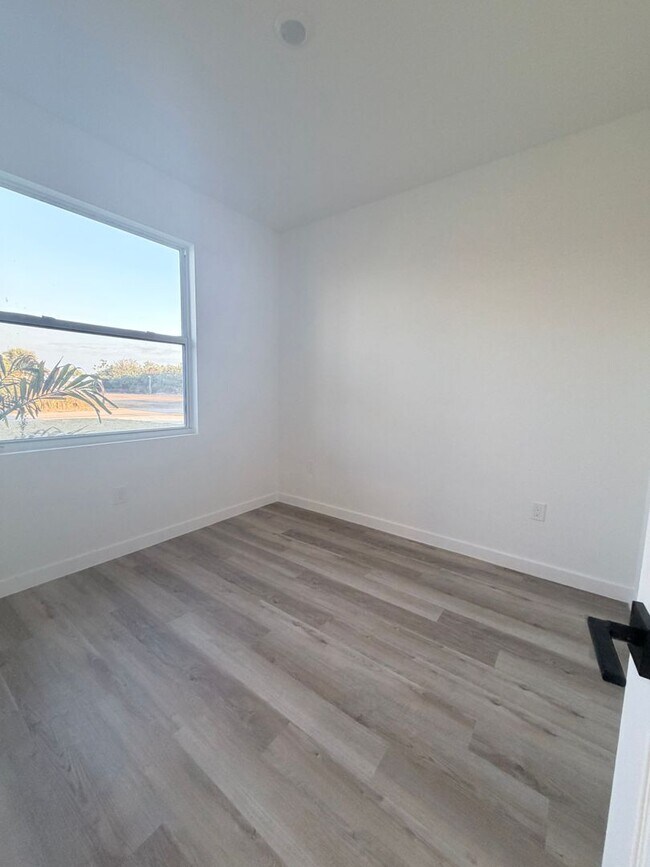 Photo - 2008/2010 HAVILAND AVE S Unidad 2010 HAVILAND AVE S