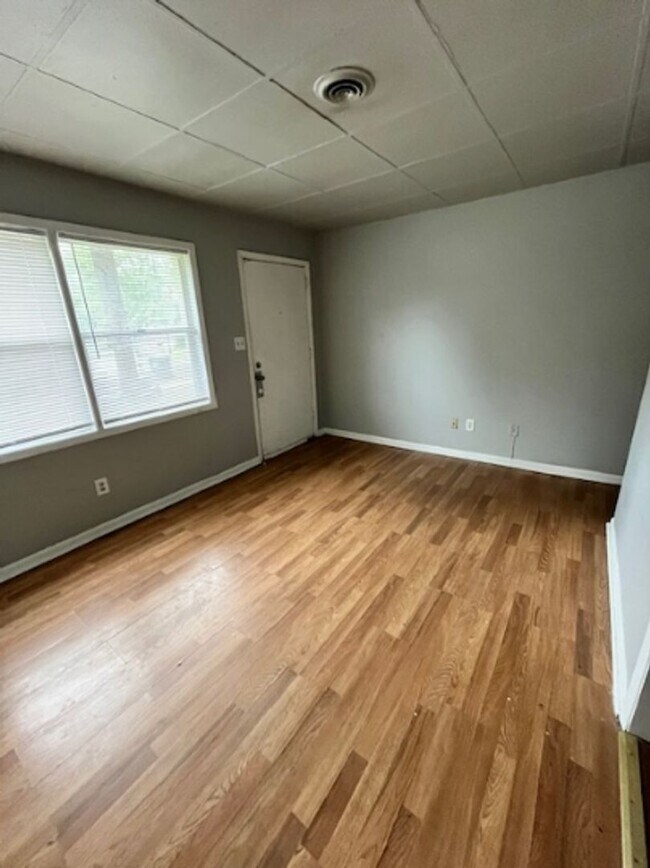 Photo - 304 Ashwood Dr Unit 304
