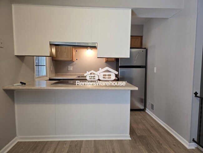 Photo - 5580 Shorewood Ln