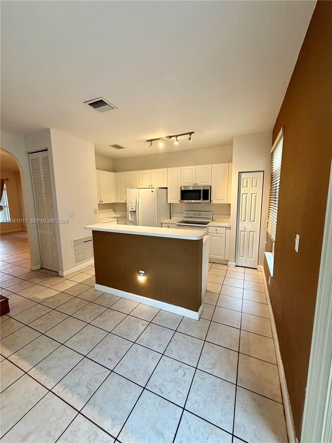 Photo - 5770 NW 113th Pl