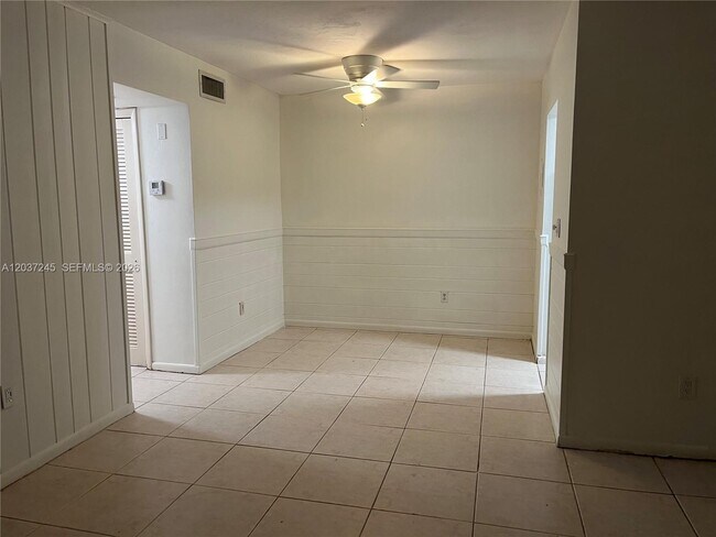 Photo - 255 Sunrise Dr Unit 103