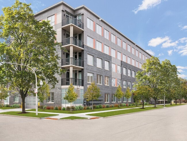 Photo - Park Boulevard 3B