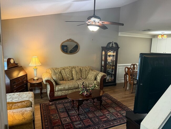Photo - 3/2 Townhome for 1550$