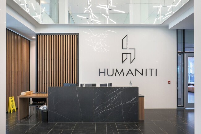 Photo - 1030 Rue de Bleury Unit 3205