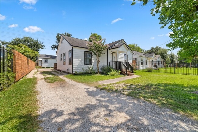 Photo - 617 Frisco St