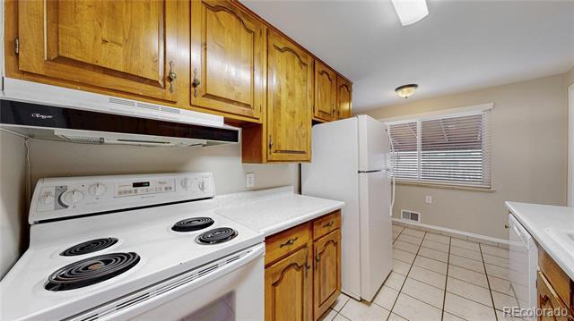 Photo - 1672 S Benton St