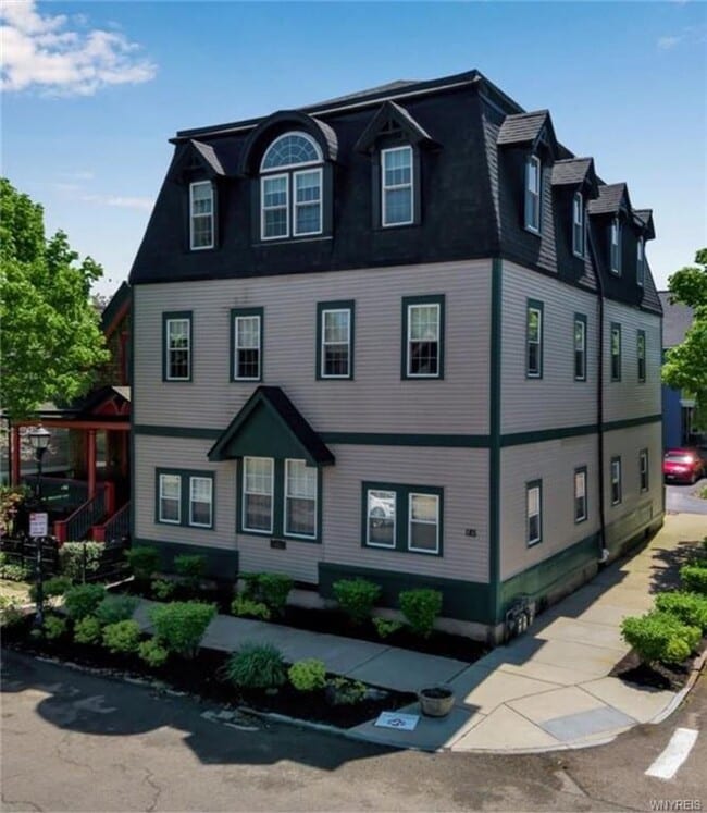 Building Photo - 185 York St Unit 1