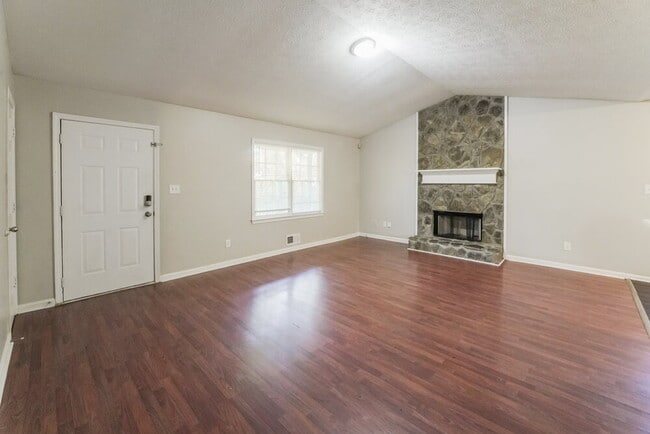 286 Sweetwater Cir