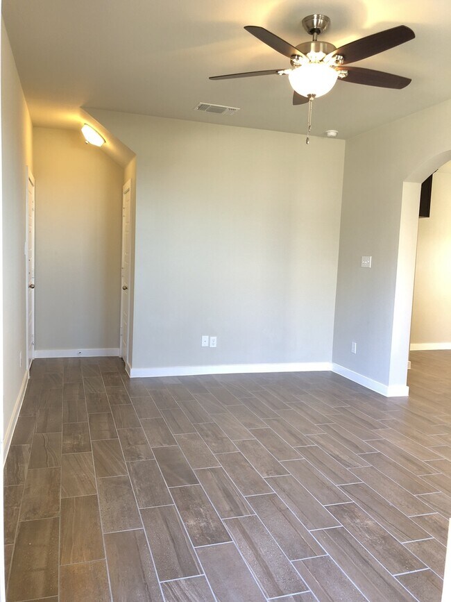 Photo - 1044 Sierra Vista Ct