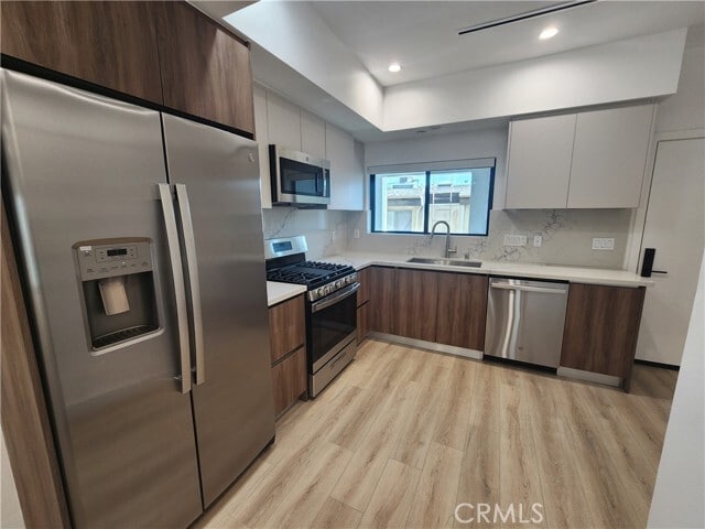 Building Photo - 6061 Fulton Ave Unit 4 Rental