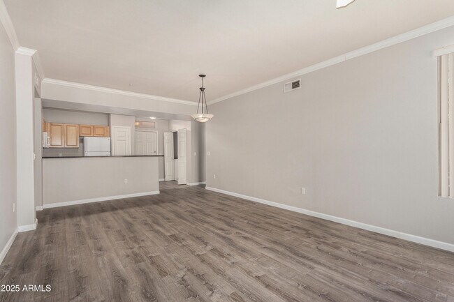 19777 N 76th St Unit 2180