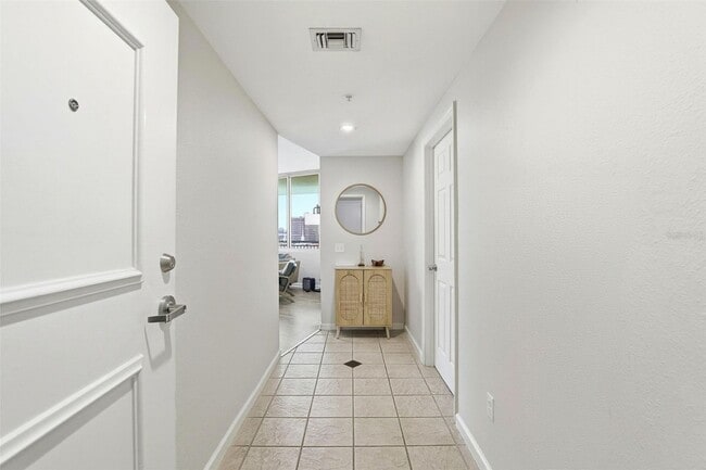 Photo - 322 E Central Blvd