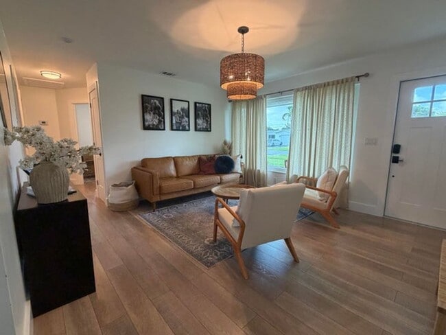 Photo - 2637 Exuma Rd