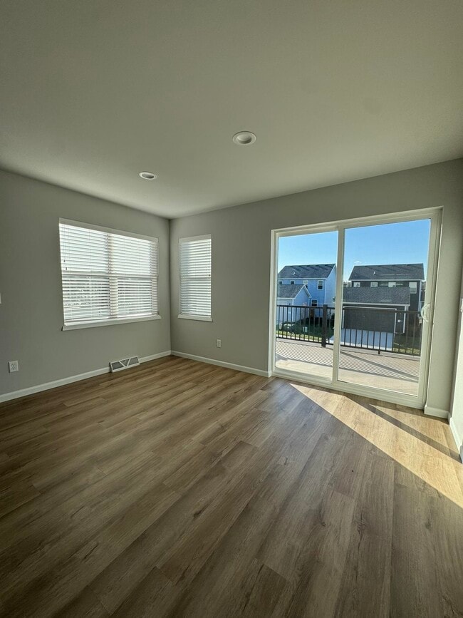 Photo - 830 Lady Bug Ln