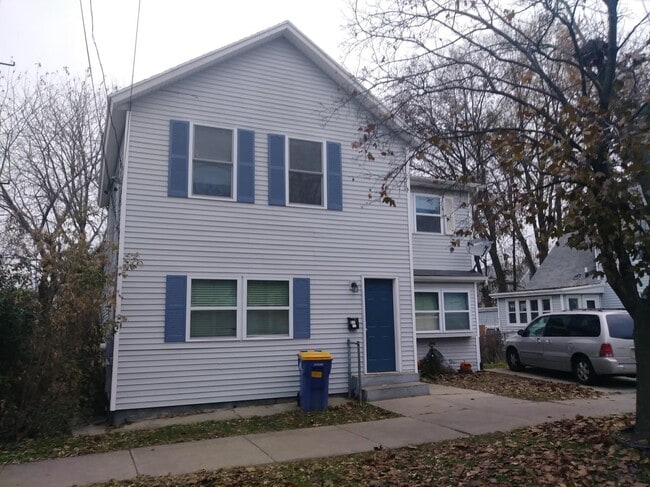 Building Photo - 817 Chatham St NW Unit #2 Rental